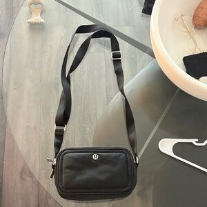lululemon athletica Black Belt Bag